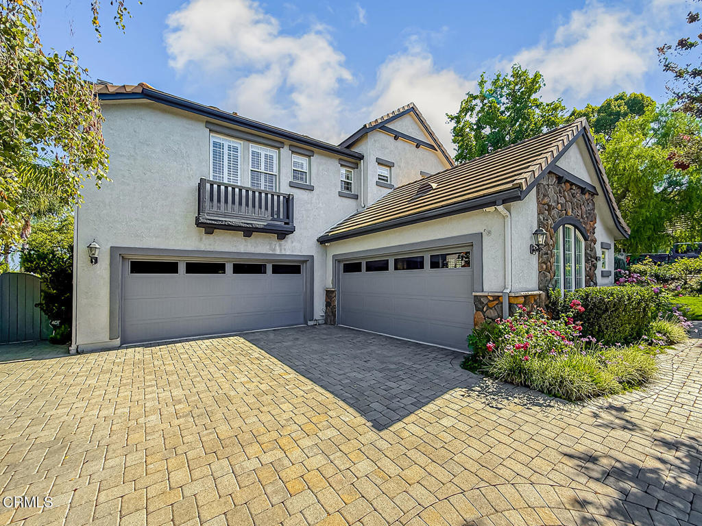Oaks, The (Long Cyn)-413 - Residential