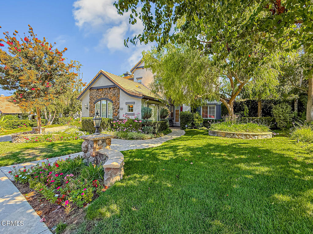 Oaks, The (Long Cyn)-413 - Residential