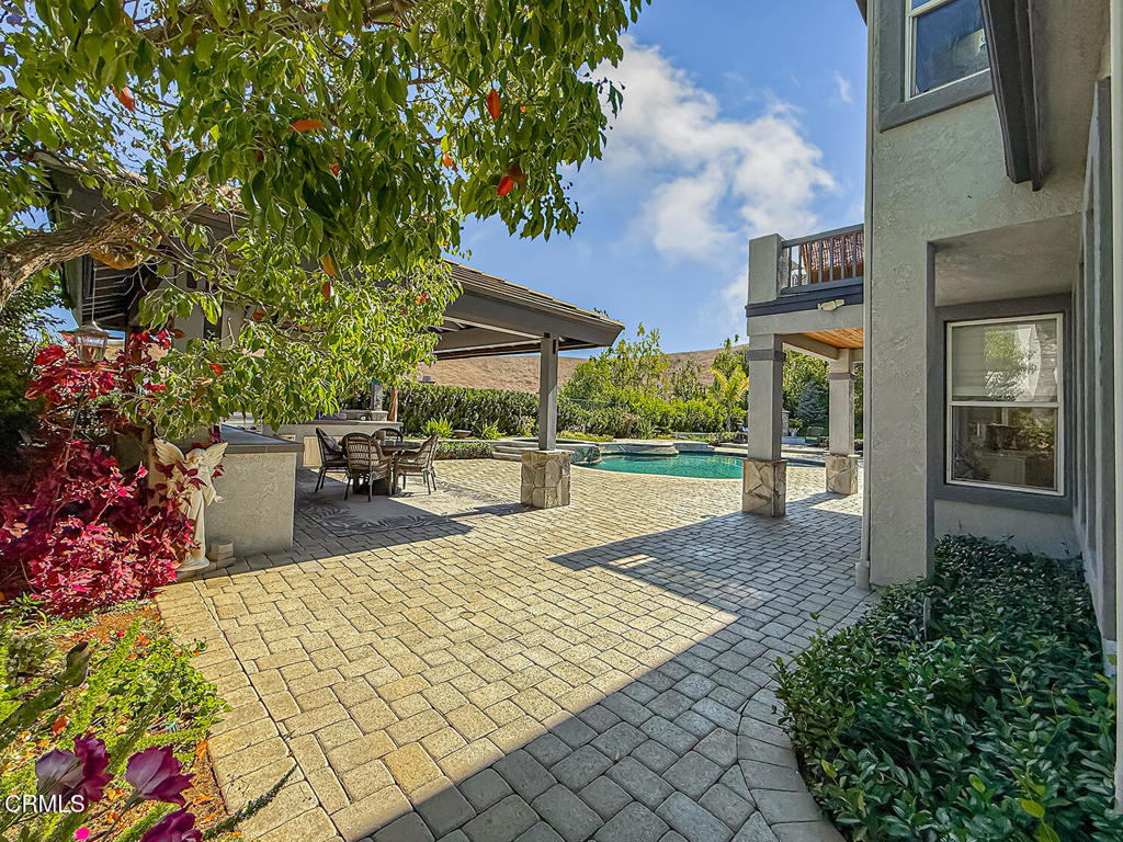 Oaks, The (Long Cyn)-413 - Residential