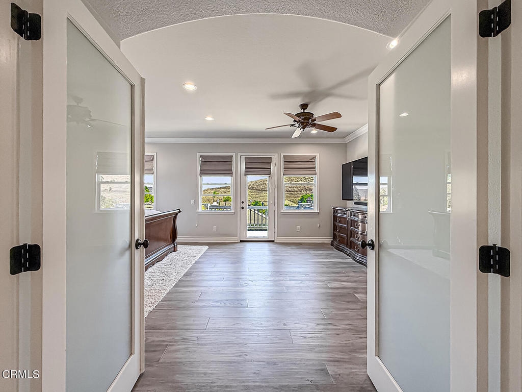 Oaks, The (Long Cyn)-413 - Residential