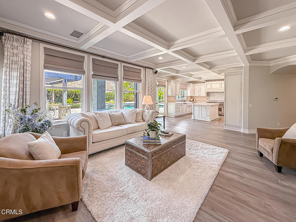 Oaks, The (Long Cyn)-413 - Residential