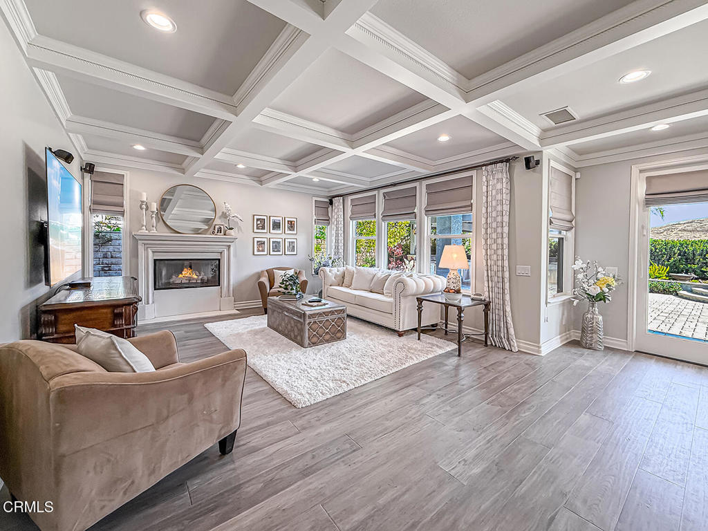 Oaks, The (Long Cyn)-413 - Residential