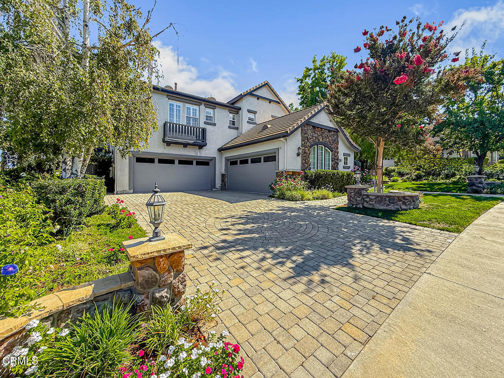 Oaks, The (Long Cyn)-413 - Residential