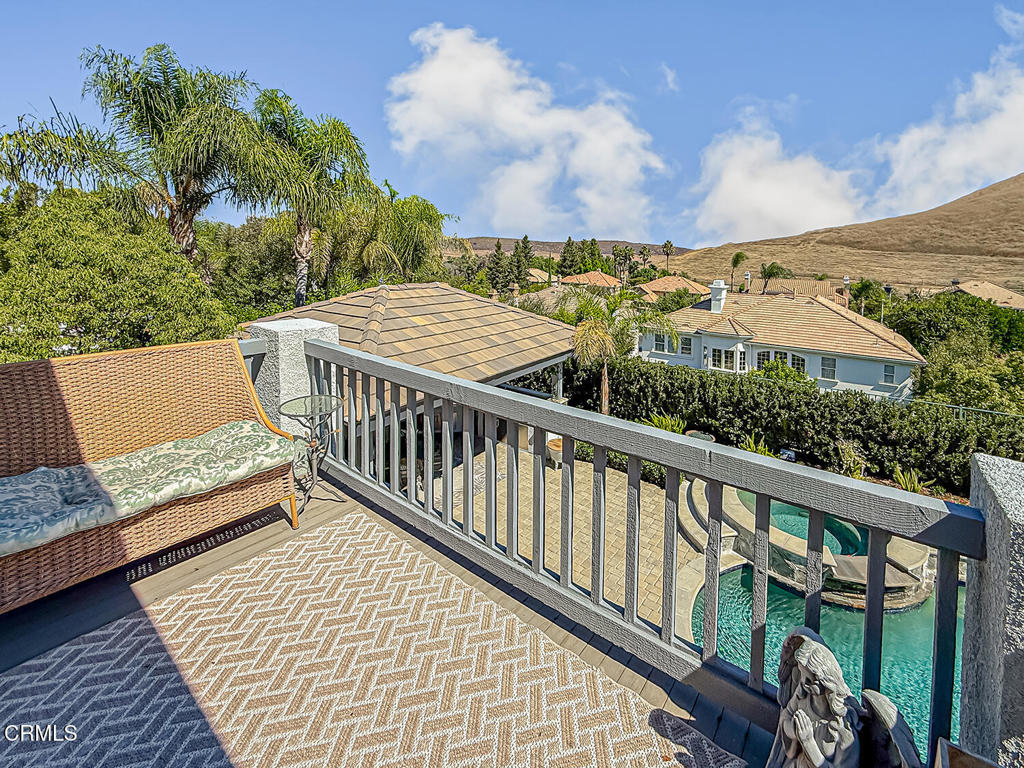 Oaks, The (Long Cyn)-413 - Residential