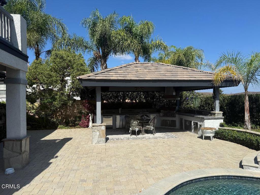 Oaks, The (Long Cyn)-413 - Residential