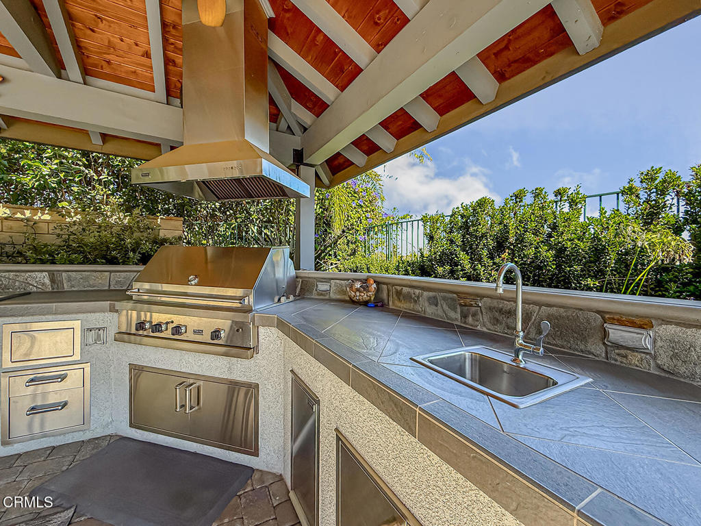 Oaks, The (Long Cyn)-413 - Residential