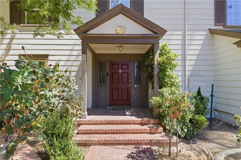 2132 Chester