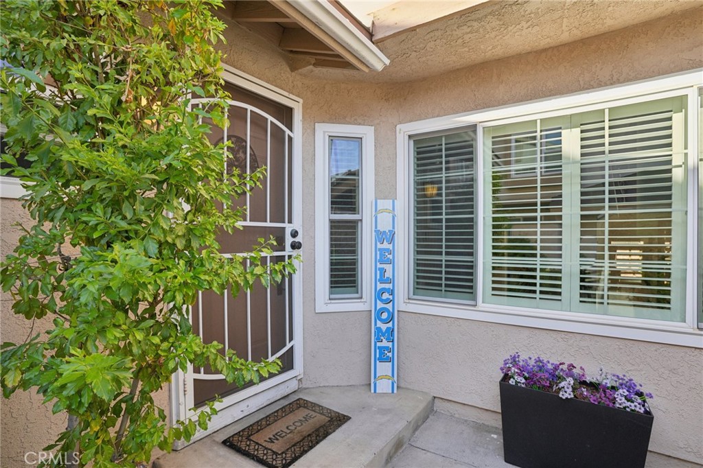 25231 Grovewood