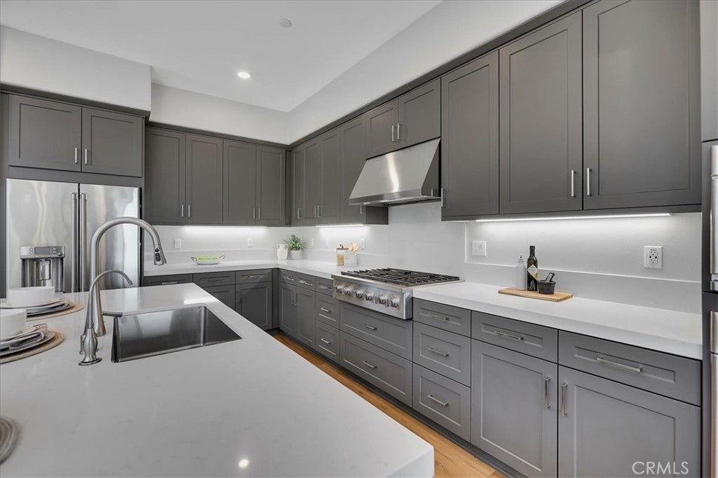 137 Rondo, Irvine CA 92618 - Photo 17