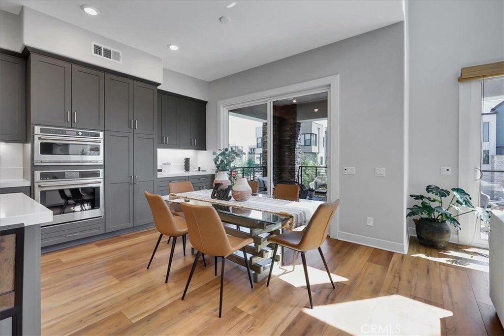 137 Rondo, Irvine CA 92618 - Photo 18