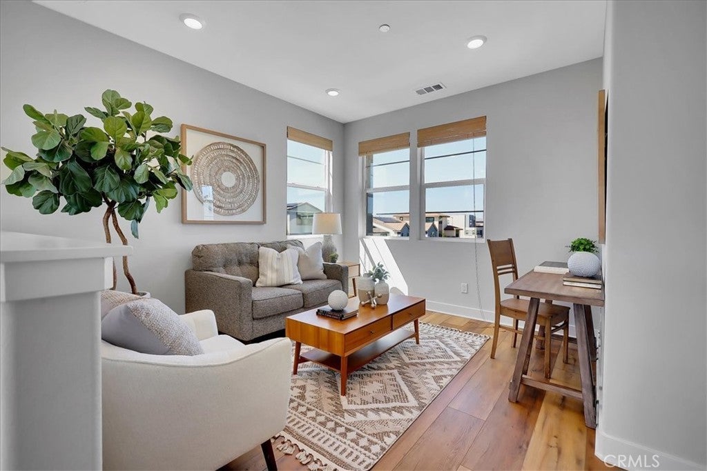 137 Rondo, Irvine CA 92618 - Photo 30