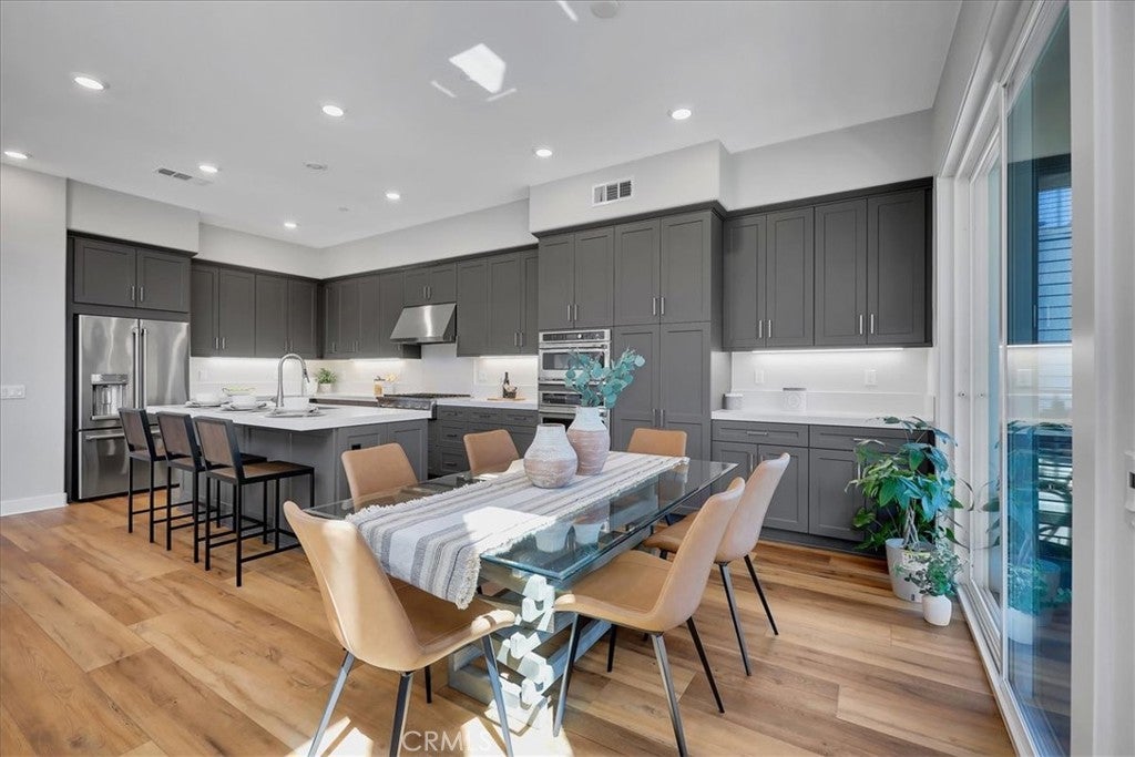 137 Rondo, Irvine CA 92618 - Photo 19