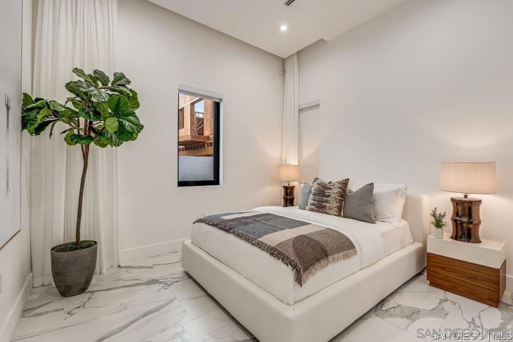 Rancho Santa Fe - Residential