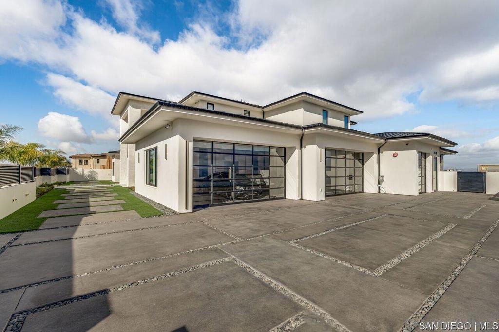 Rancho Santa Fe - Residential