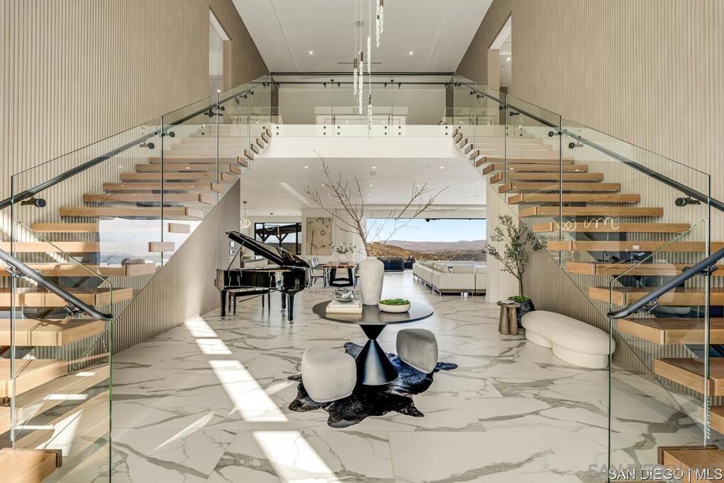 Rancho Santa Fe - Residential