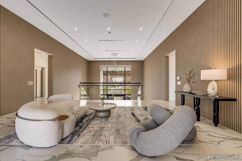 Rancho Santa Fe - Residential