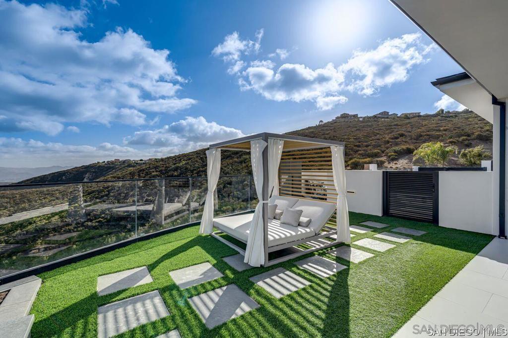 Rancho Santa Fe - Residential