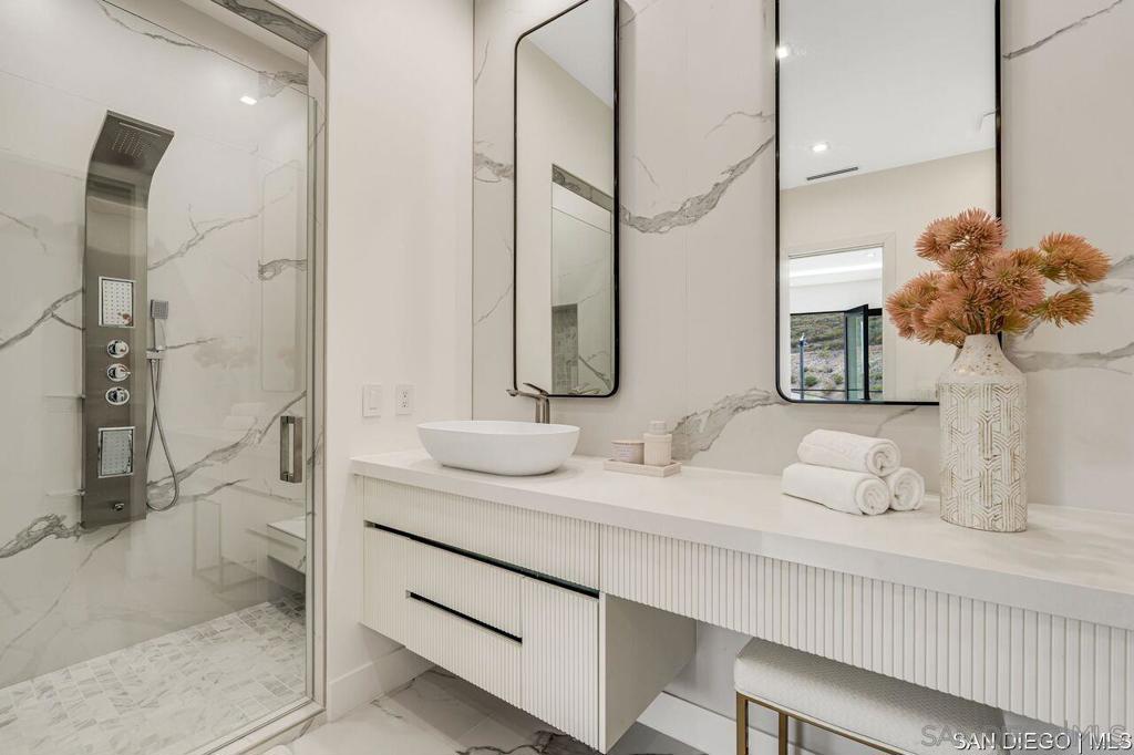 Rancho Santa Fe - Residential