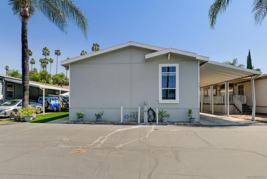 13490 Highway 8 Business 114, Lakeside CA 92040
