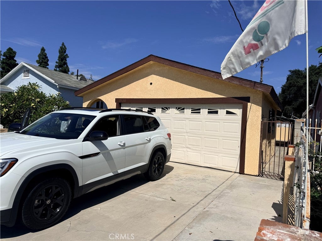 15120 Bellota Ave