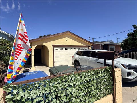 Photo of 15120 Bellota Ave AVE, Paramount, CA 90723 (MLS # RS26119079)
