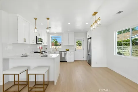 10414 El Dorado Avenue, Pacoima, CA 91331 - MLS#: BB25193290