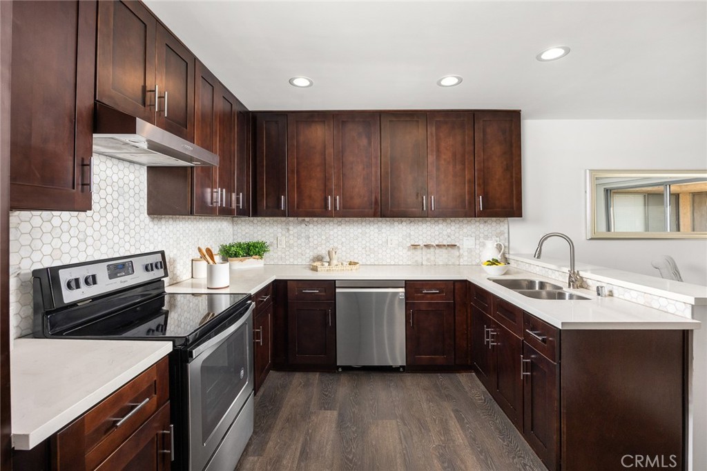 740 W Huntington Drive F