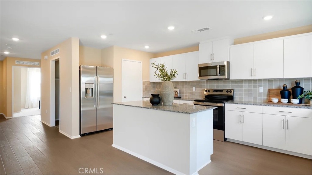 1437 Noble Rein Drive