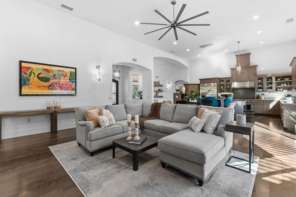 18375 Bernardo Trails Ct