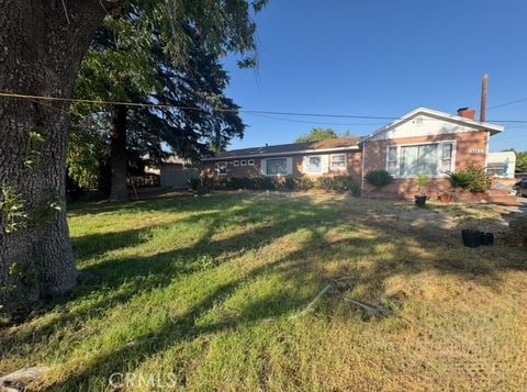 Photo of 9167 Citrus Avenue, Fontana, CA 92335 (MLS # SW25138089)