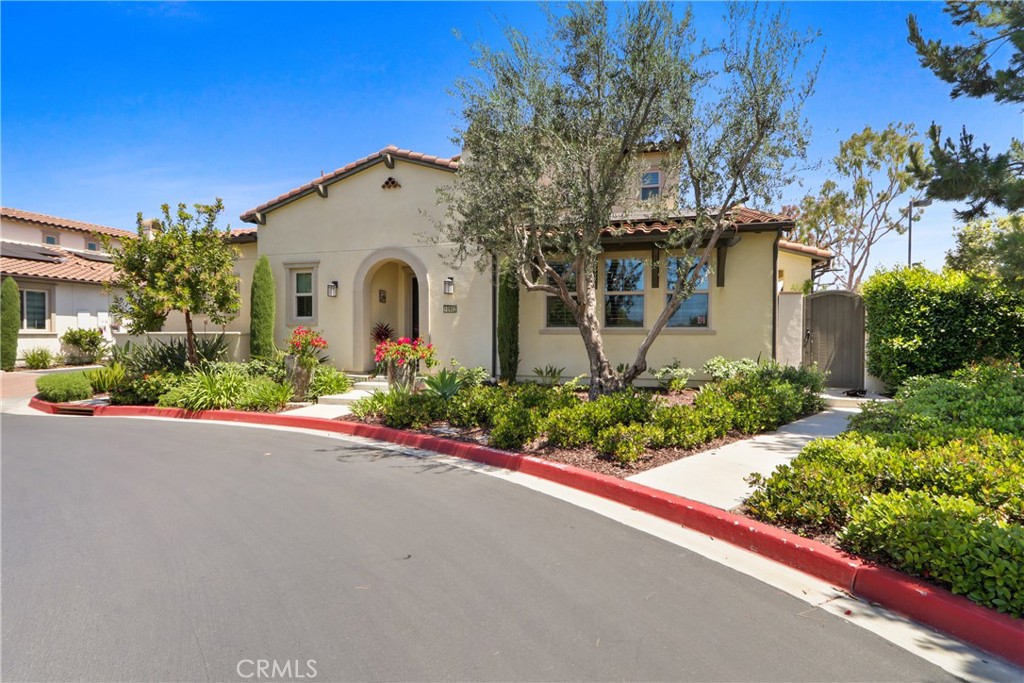 10902 Flora Park Way