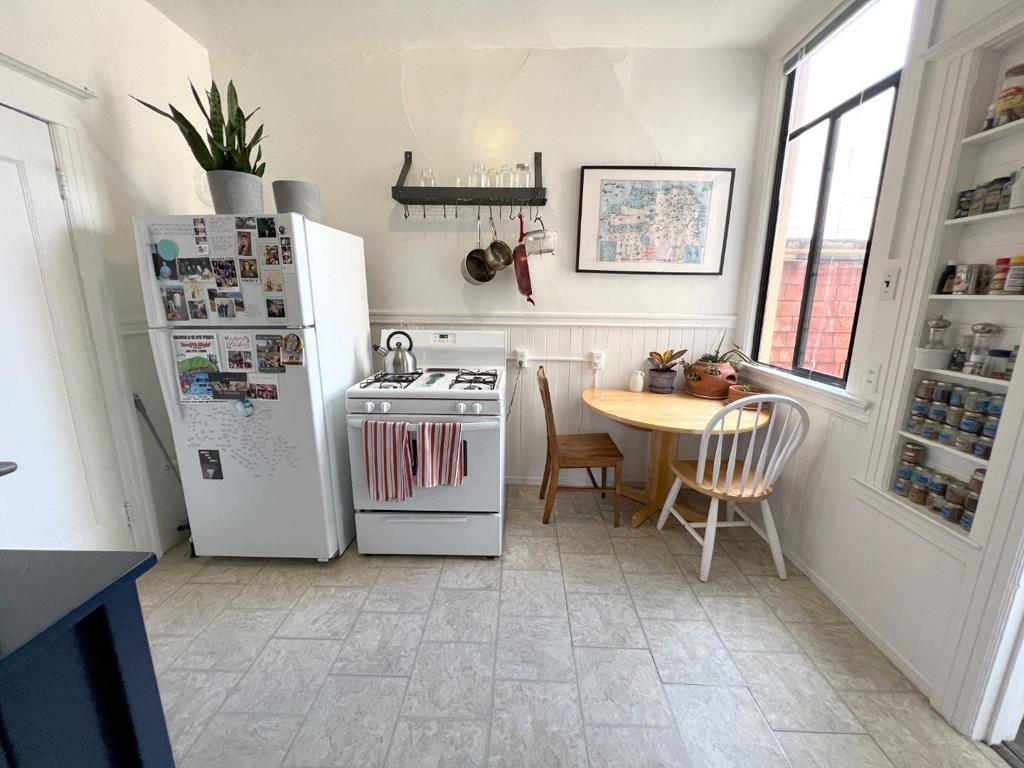 10031011 Anza Street