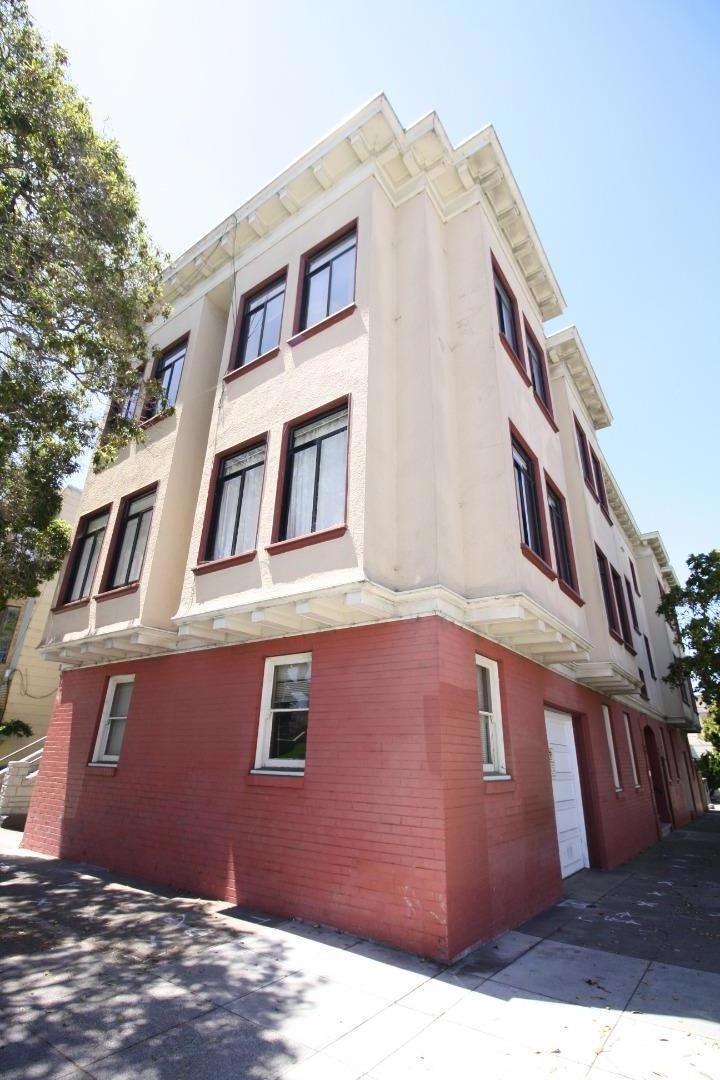 10031011 Anza Street