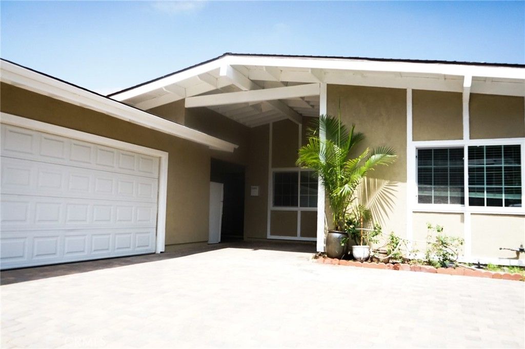 Photo of 12647 Terra Bella Street, Pacoima, CA 91331 (MLS # IV25163361)