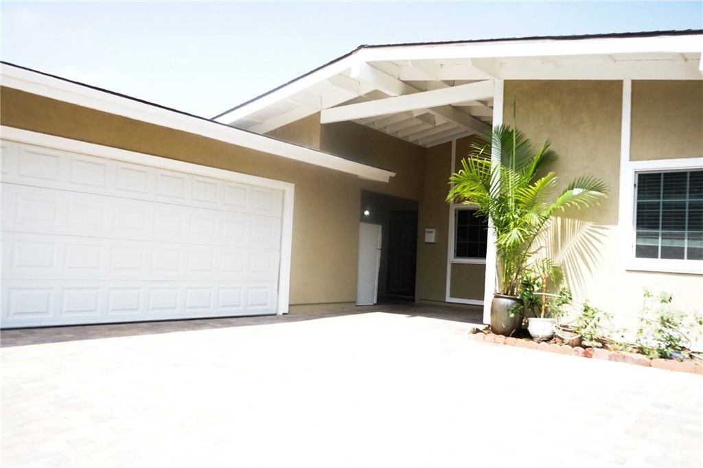 Photo of 12647 Terra Bella Street, Pacoima, CA 91331 (MLS # IV25163361)