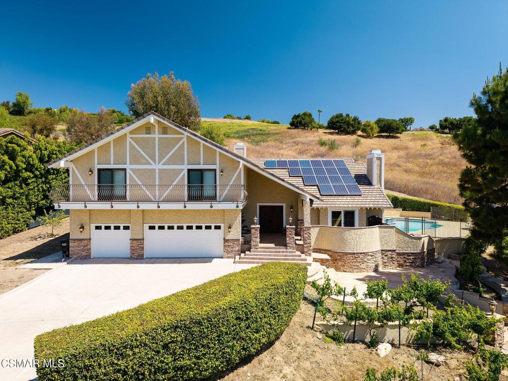 554 Lone Oak Drive