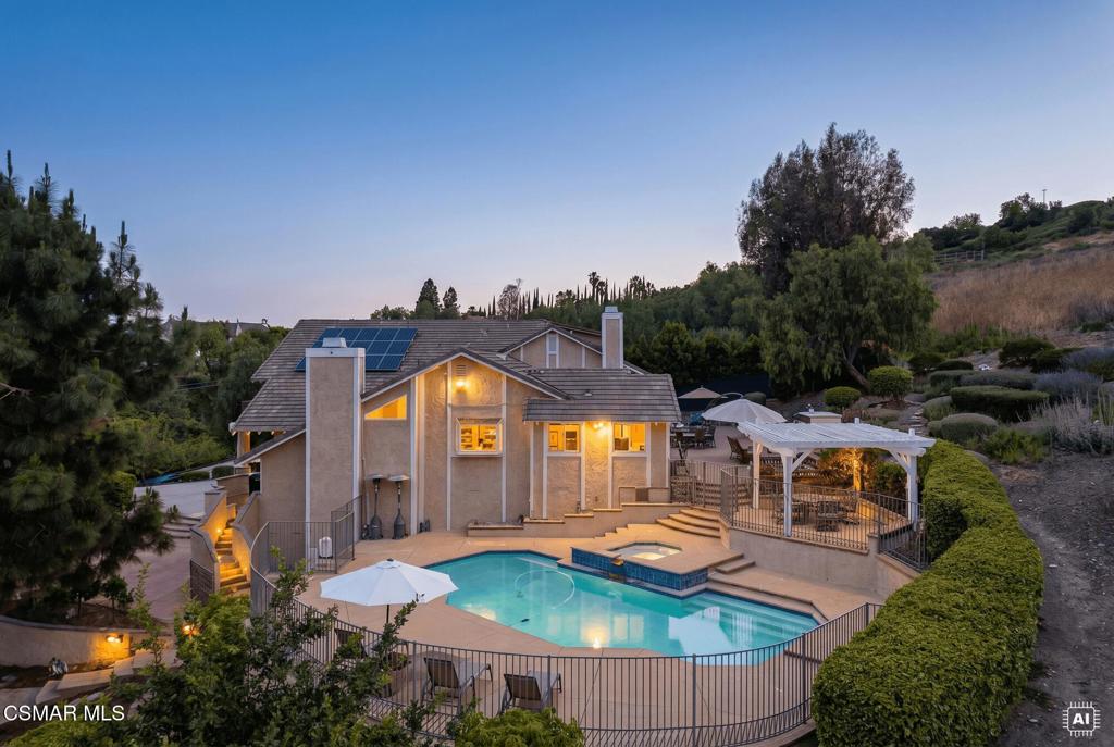 554 Lone Oak Drive