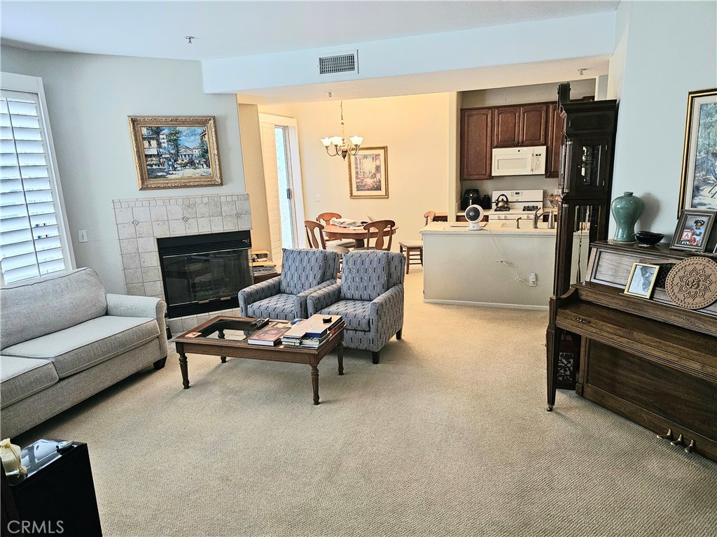 13133 Le Parc Blvd. 810