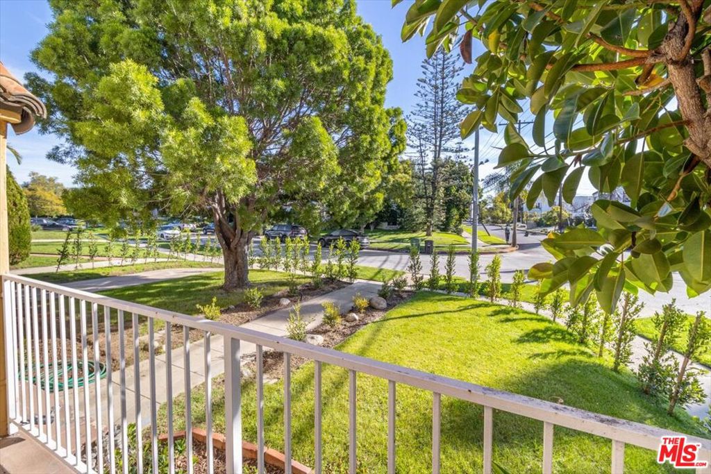 1185 S Tremaine Avenue