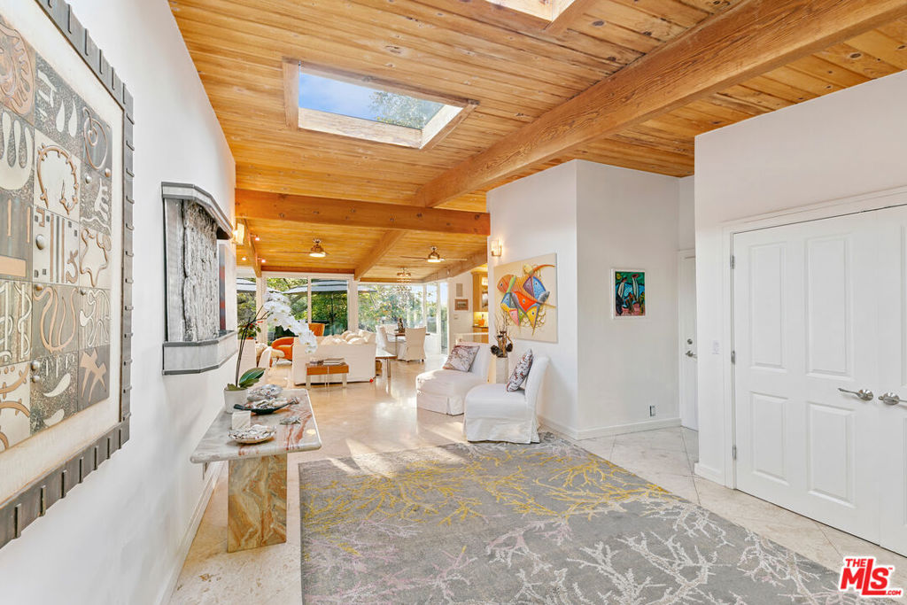 679 Wonder View Drive