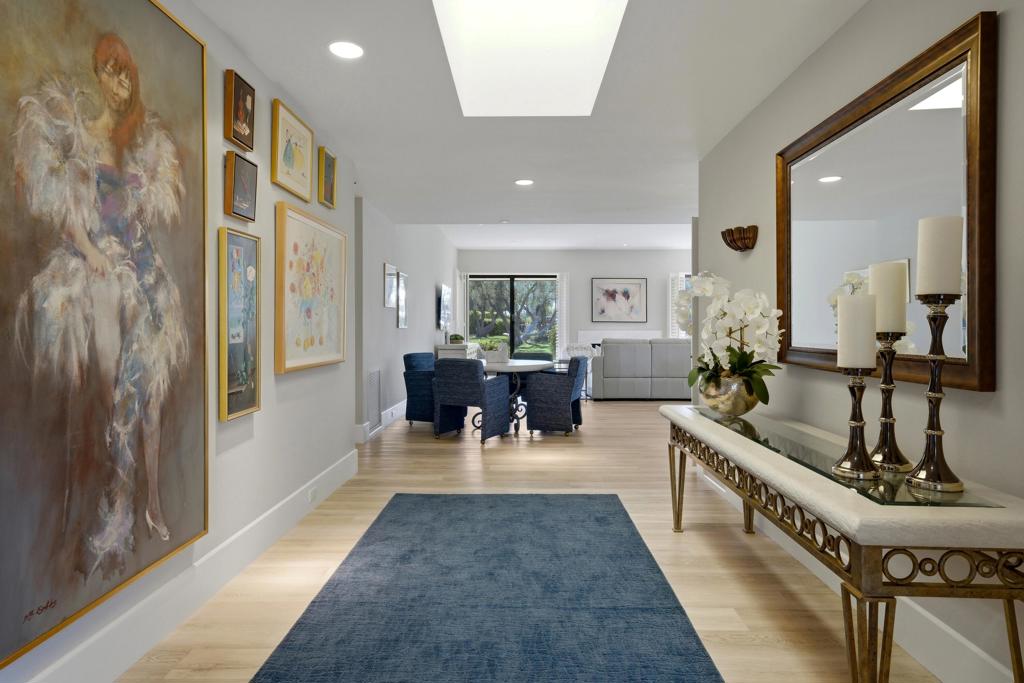 44 Lafayette Drive