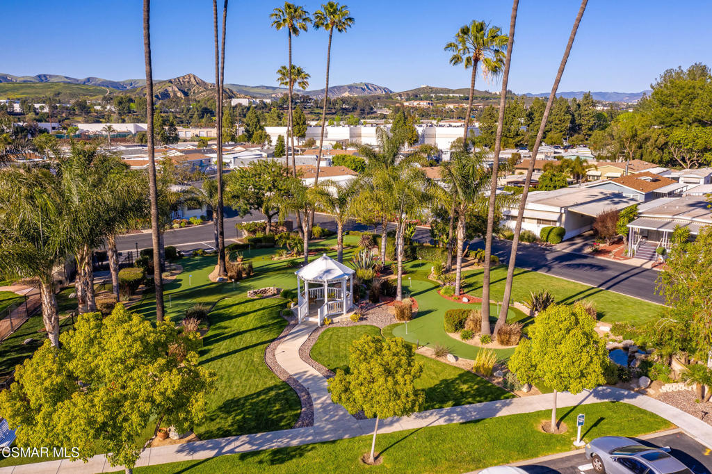 Friendly Village-240 - 240 - Manufactured In Park