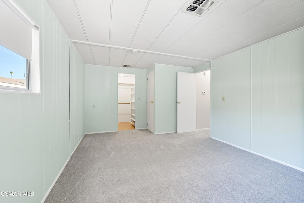 Friendly Village-240 - 240 - Manufactured In Park