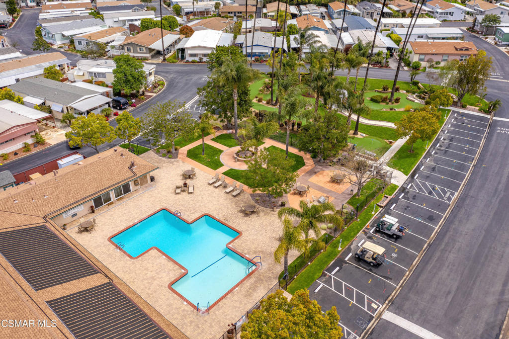 Friendly Village-240 - 240 - Manufactured In Park