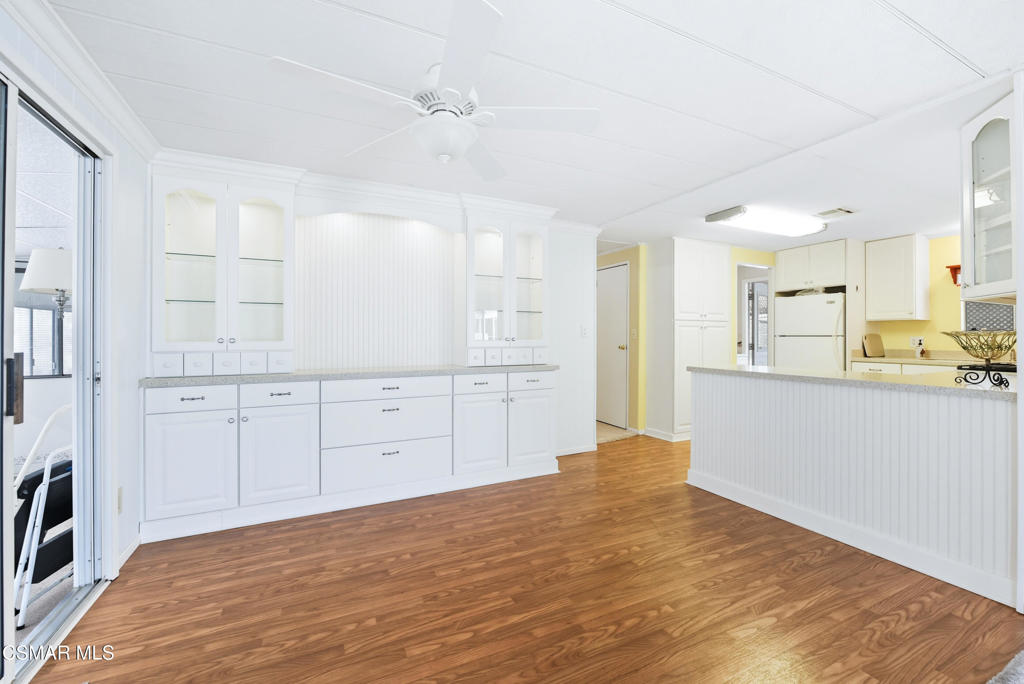 Friendly Village-240 - 240 - Manufactured In Park