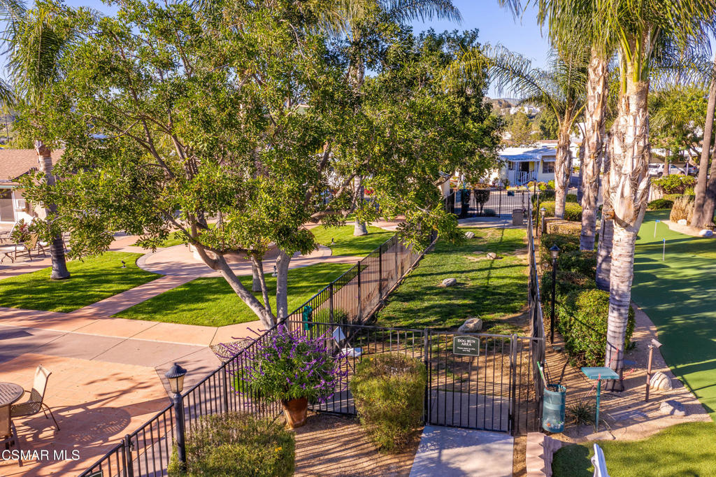 Friendly Village-240 - 240 - Manufactured In Park