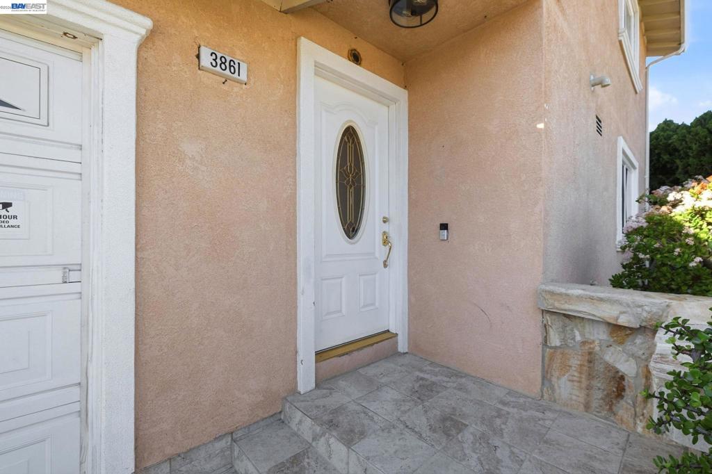 3861 Cosmic Pl, Fremont CA 94538