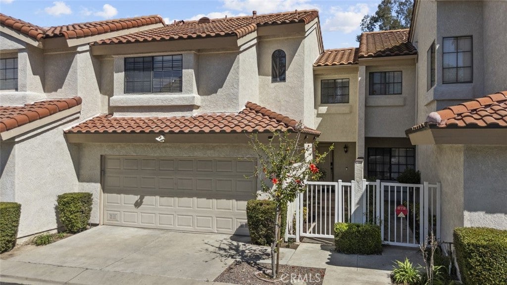 22915 Colombard Lane 2
