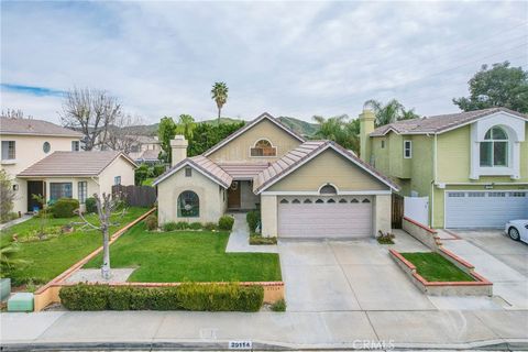 Photo of 29114 Rangewood Rd, Castaic, CA 91384 (MLS # SR26042807)