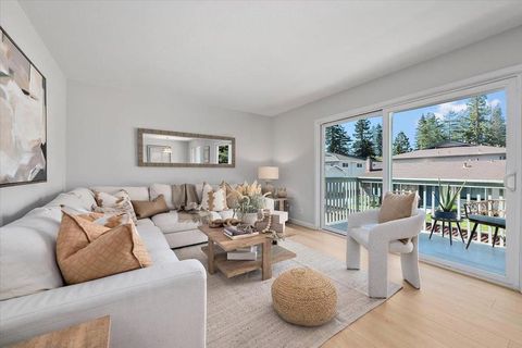 Photo of 1093 Reed Avenue #C, Sunnyvale, CA 94086 (MLS # ML82037786)